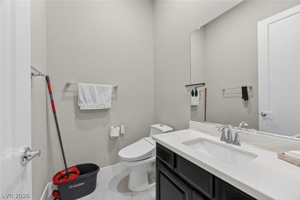 Image 20 of property listing at 782 Glistening Light Court, Henderson, NV 89052