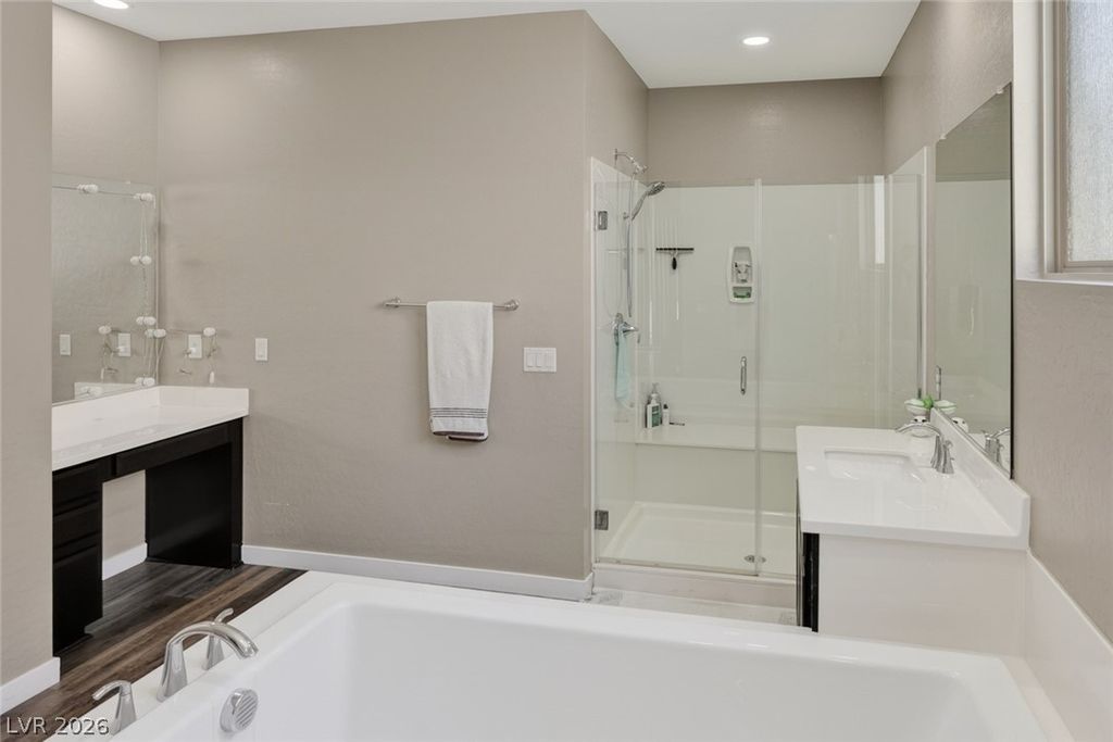 Image 29 of property listing at 782 Glistening Light Court, Henderson, NV 89052