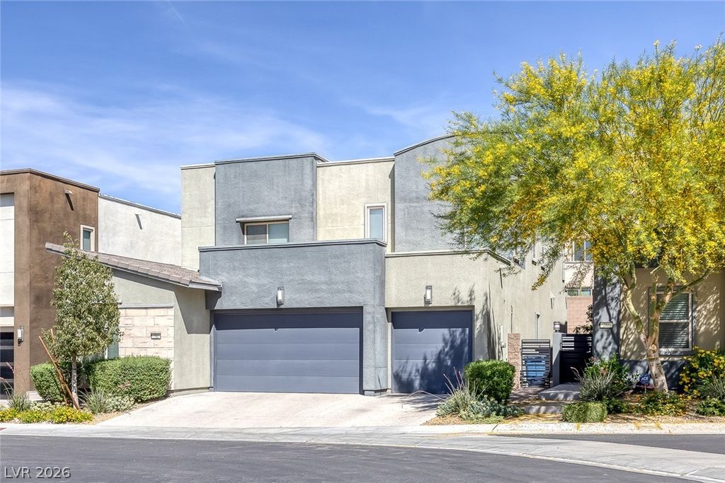 Image 3 of property listing at 782 Glistening Light Court, Henderson, NV 89052
