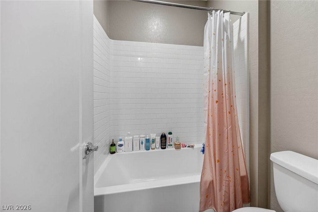 Image 39 of property listing at 782 Glistening Light Court, Henderson, NV 89052