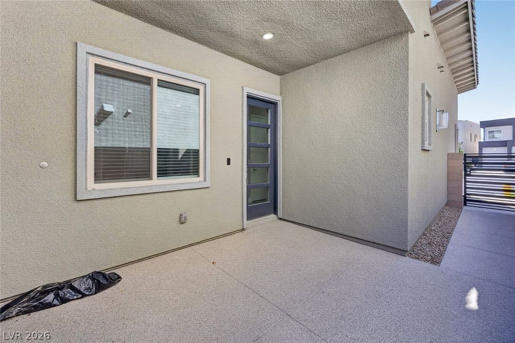 Image 41 of property listing at 782 Glistening Light Court, Henderson, NV 89052