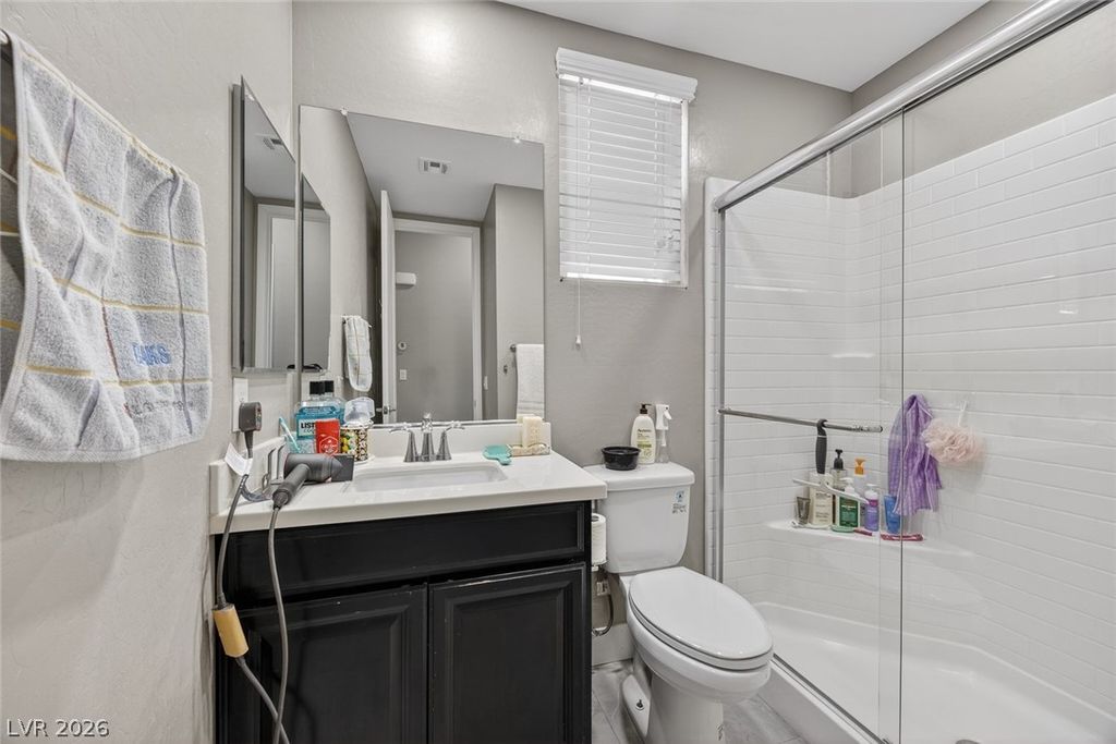 Image 47 of property listing at 782 Glistening Light Court, Henderson, NV 89052