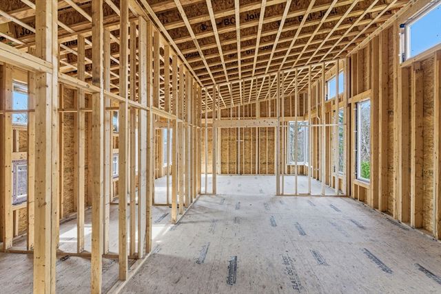 135 Nobscot Drive, Framingham, MA 01701