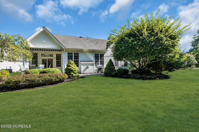 13 Northshire Court, Freehold, NJ 07728