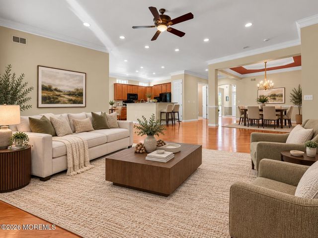 13 Northshire Court, Freehold, NJ 07728