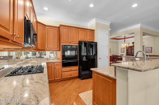 13 Northshire Court, Freehold, NJ 07728