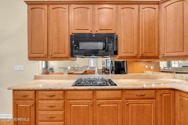13 Northshire Court, Freehold, NJ 07728