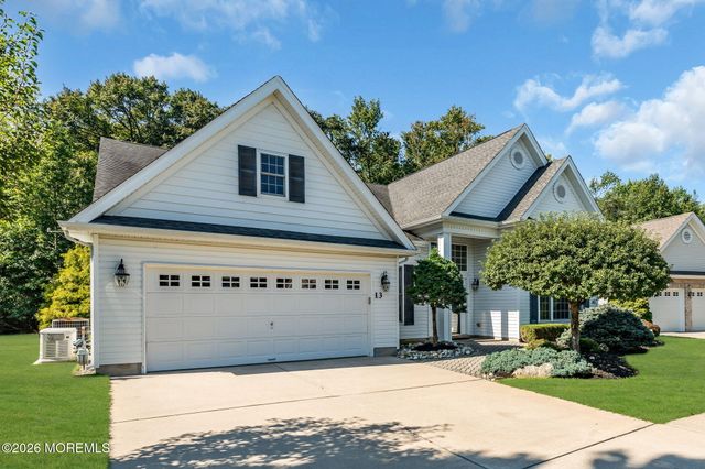13 Northshire Court, Freehold, NJ 07728