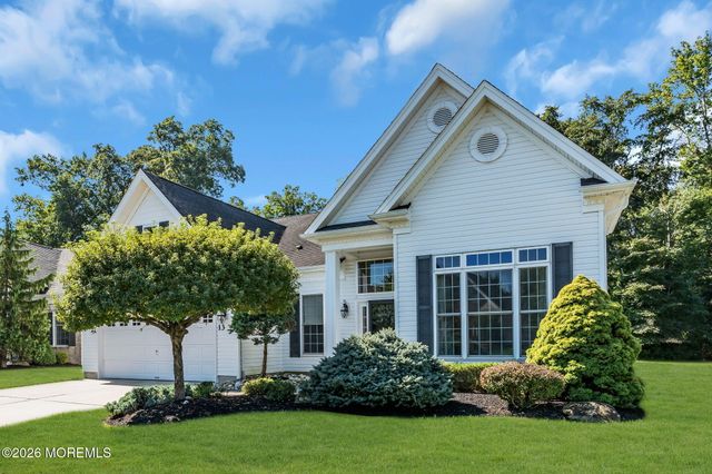 13 Northshire Court, Freehold, NJ 07728