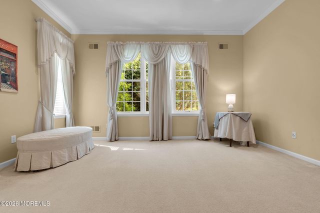 13 Northshire Court, Freehold, NJ 07728