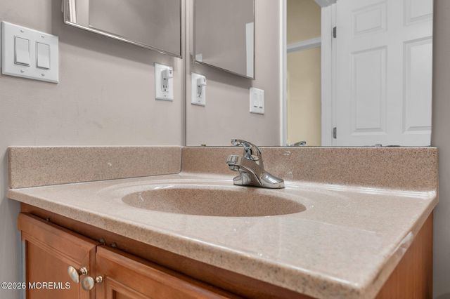 13 Northshire Court, Freehold, NJ 07728