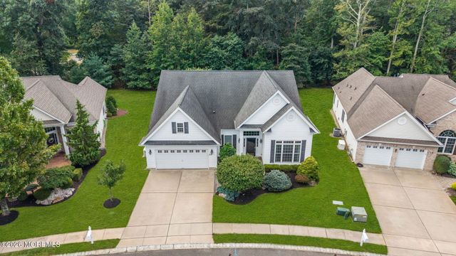 13 Northshire Court, Freehold, NJ 07728