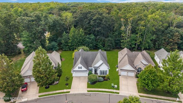 13 Northshire Court, Freehold, NJ 07728