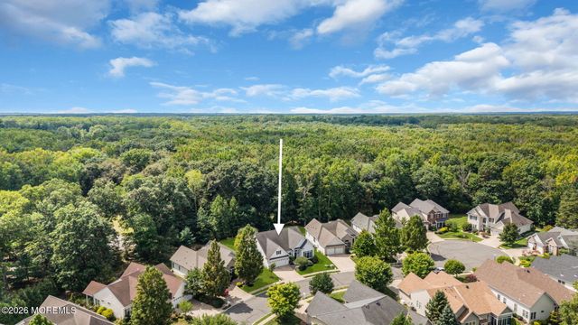 13 Northshire Court, Freehold, NJ 07728