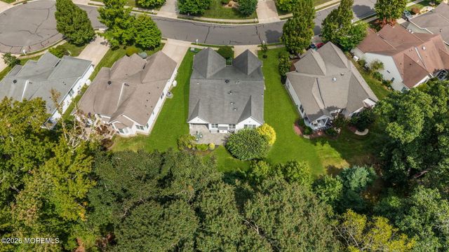 13 Northshire Court, Freehold, NJ 07728