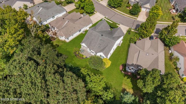 13 Northshire Court, Freehold, NJ 07728