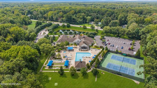 13 Northshire Court, Freehold, NJ 07728