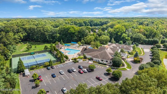 13 Northshire Court, Freehold, NJ 07728