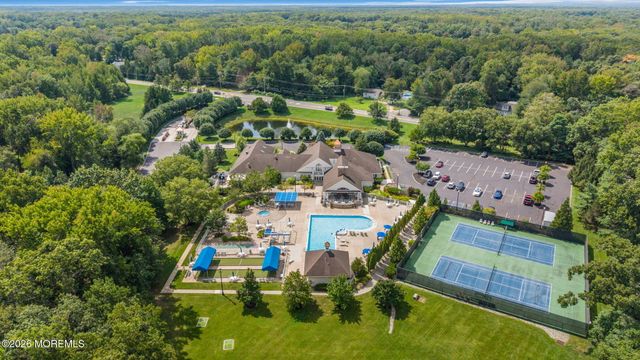 13 Northshire Court, Freehold, NJ 07728