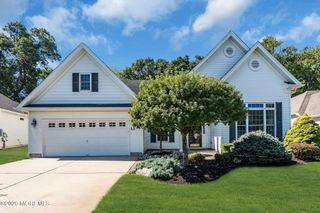 13 Northshire Court, Freehold, NJ 07728
