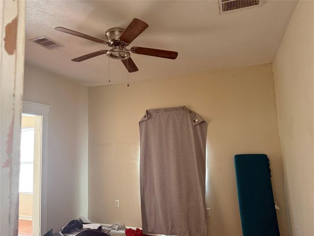 185 Woodvale Street, Houston, TX 77012