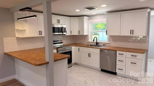 4604 Old Hickory Road, Lancaster, SC 29720