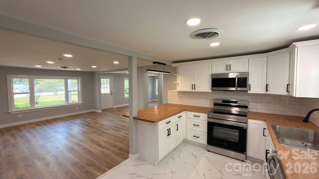 4604 Old Hickory Road, Lancaster, SC 29720