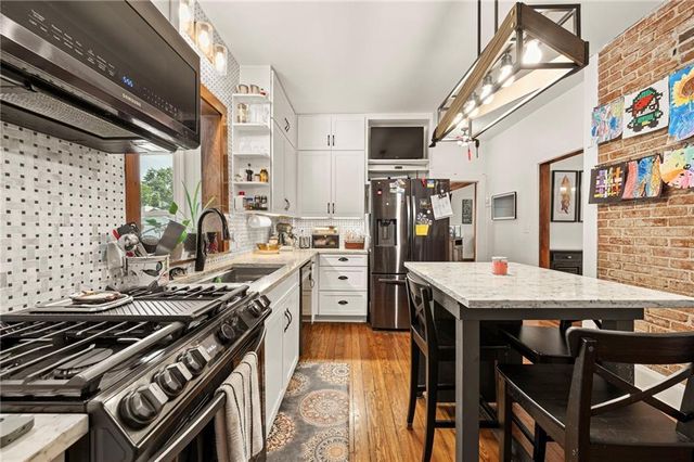 601 NE Douglas Street, Lee's Summit, MO 64063
