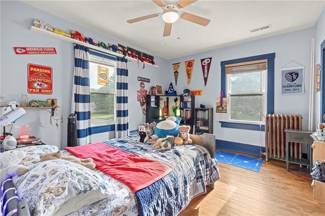 601 NE Douglas Street, Lee's Summit, MO 64063
