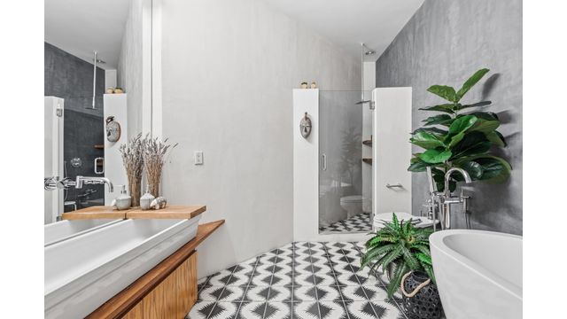 448 W 37th St Apt 9G, New York City, NY 10018