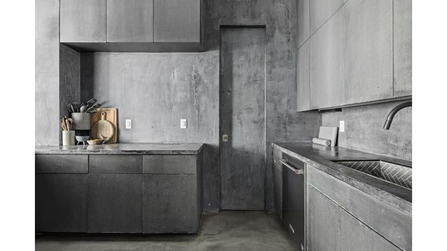 448 W 37th St Apt 9G, New York City, NY 10018