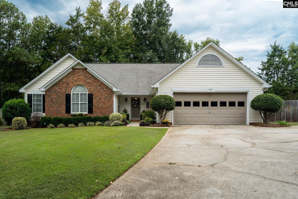 221 E Passage, Columbia, SC 29212