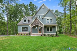 8401 Abercrombie Dr, Chesterfield, VA 23838