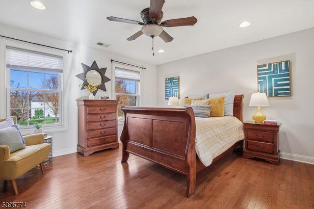 8 Arbor Rd, North Caldwell Boro, NJ 07006