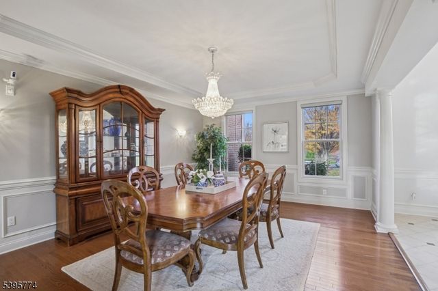 8 Arbor Rd, North Caldwell Boro, NJ 07006