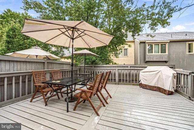 932 CHANTICLEER, Cherry Hill, NJ 08003
