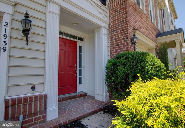 21939 BRAMBLEBUSH TER, Broadlands, VA 20148