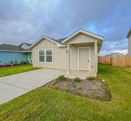 129 Hellcats WAY, Jarrell, TX 76537