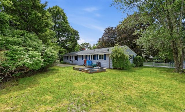 15 Elm Court, Maynard, MA 01754