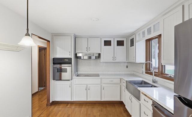 15 Elm Court, Maynard, MA 01754
