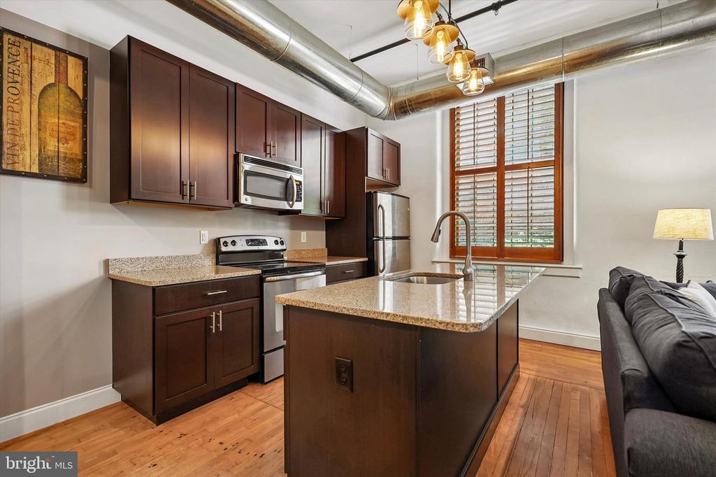 200 LINCOLN AVE #111, PHOENIXVILLE, PA 19460 — photo 3
