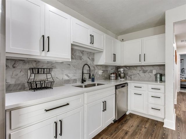 8344 NW 109th Terrace, Oklahoma City, OK 73162