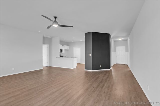 7413 E 158th Street S, Bixby, OK 74008