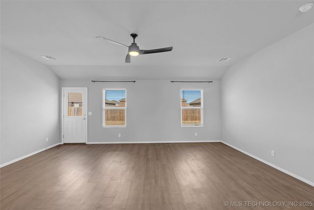 7413 E 158th Street S, Bixby, OK 74008