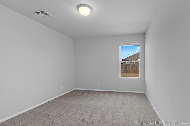 7413 E 158th Street S, Bixby, OK 74008