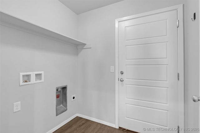 7413 E 158th Street S, Bixby, OK 74008