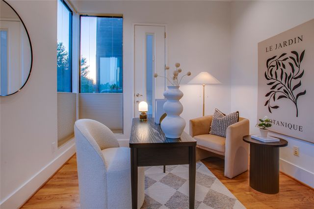 433 Trinity River Circle, Dallas, TX 75203