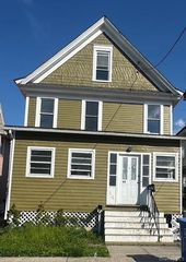 14 Smith Street, Middletown, NY 10940