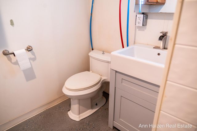 203 Alger Street SE, Grand Rapids, MI 49507
