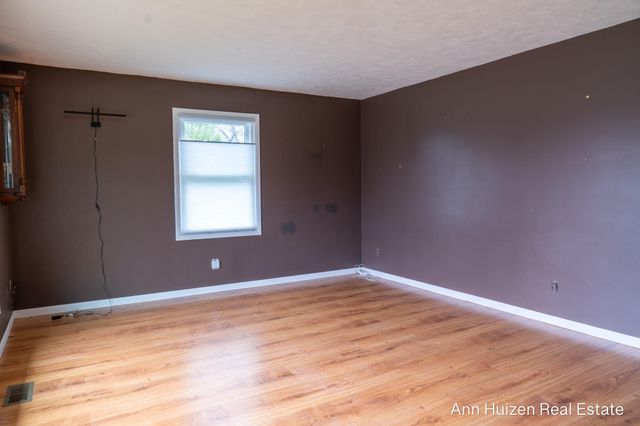 203 Alger Street SE, Grand Rapids, MI 49507